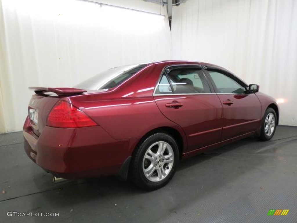 Redondo Red Pearl 2006 Honda Accord SE Sedan Exterior Photo #66833039
