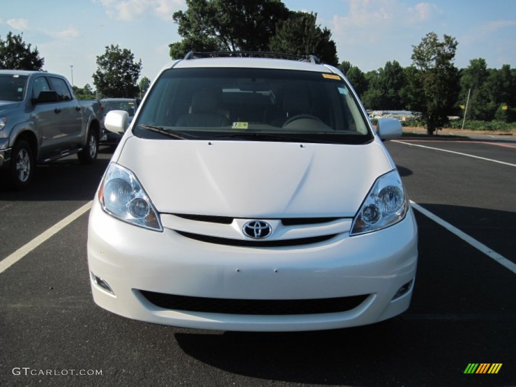 2007 Sienna XLE AWD - Arctic Frost Pearl White / Taupe photo #3