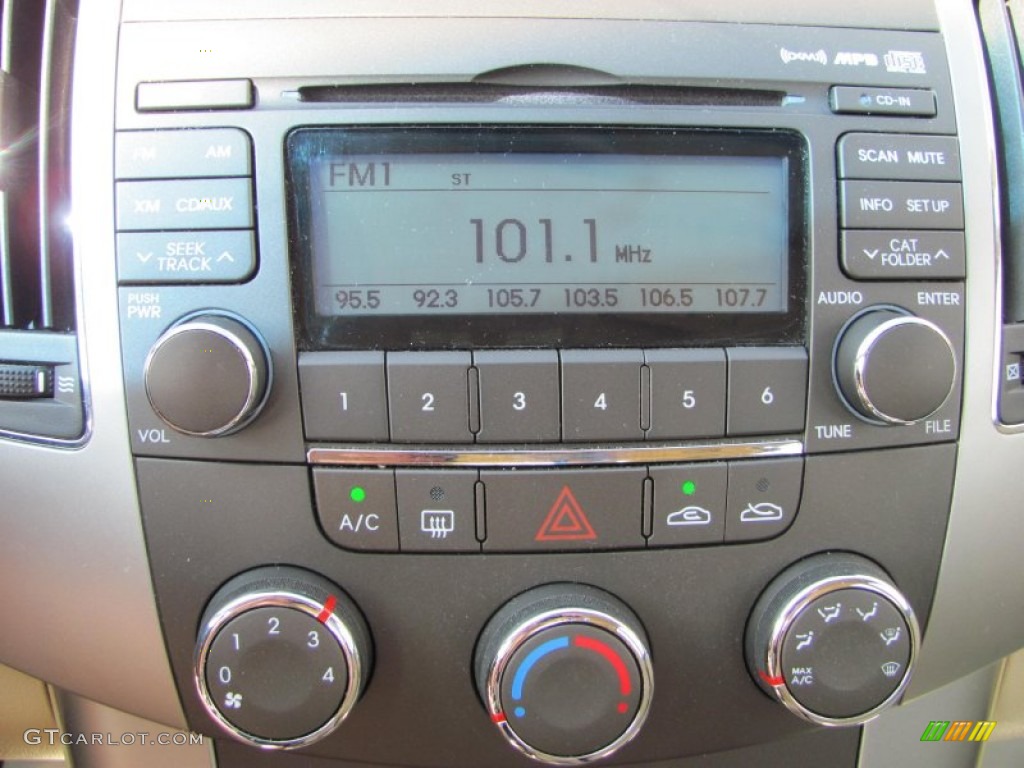 2010 Hyundai Sonata GLS Controls Photo #66833717
