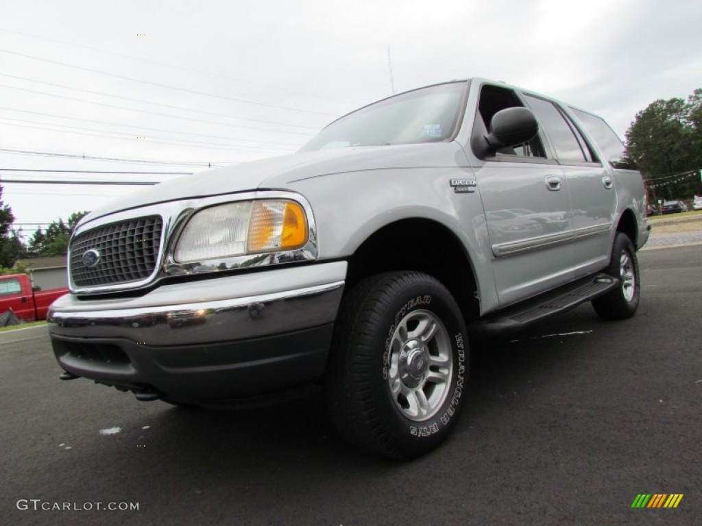 2001 Expedition XLT 4x4 - Silver Metallic / Medium Graphite photo #1