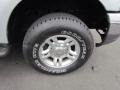 2001 Ford Expedition XLT 4x4 Wheel and Tire Photo