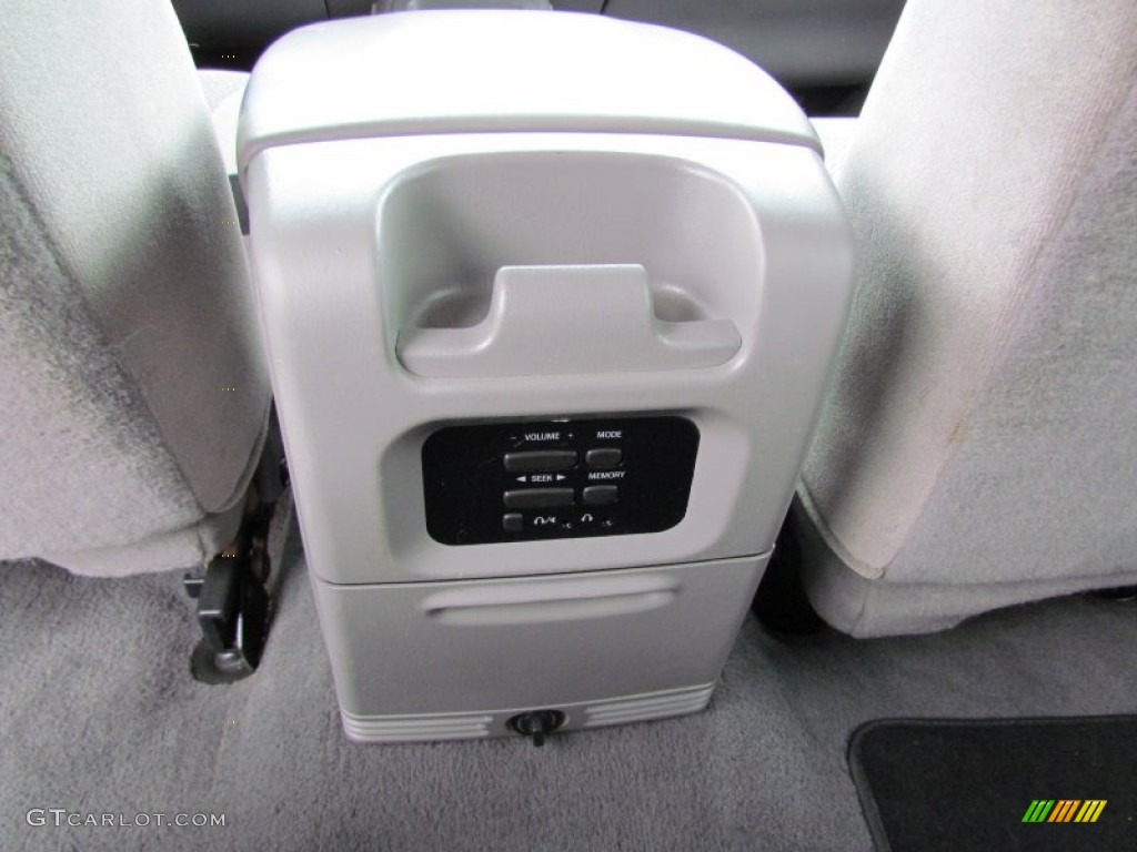 2001 Expedition XLT 4x4 - Silver Metallic / Medium Graphite photo #23