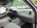 2001 Silver Metallic Ford Expedition XLT 4x4  photo #29