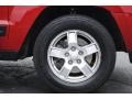 2005 Jeep Grand Cherokee Laredo 4x4 Wheel and Tire Photo