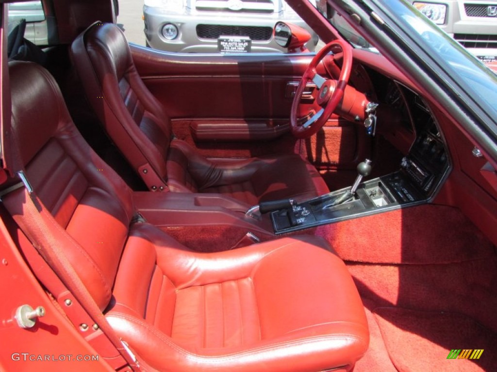 Dark Red Interior 1982 Chevrolet Corvette Coupe Photo #66835694
