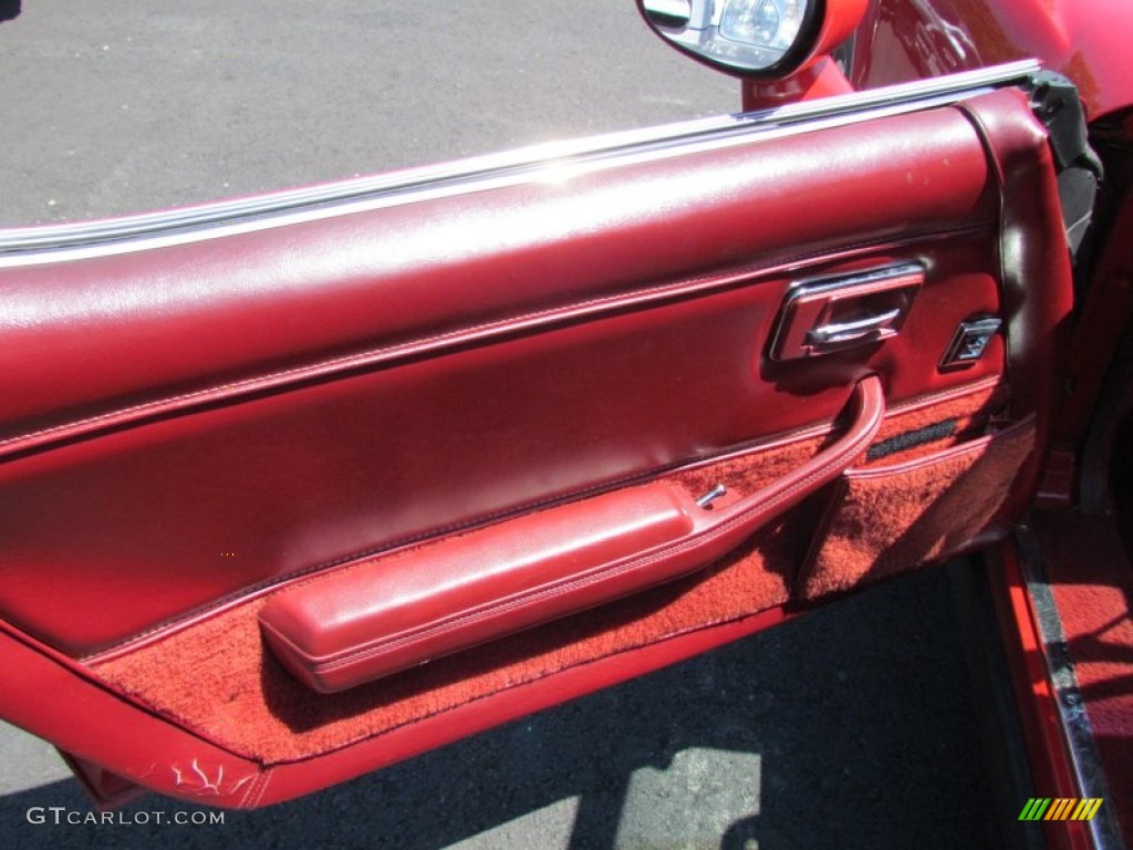 1982 Chevrolet Corvette Coupe Dark Red Door Panel Photo #66835797