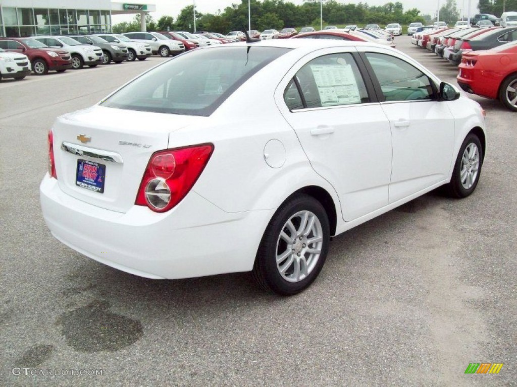 2012 Sonic LT Sedan - Summit White / Jet Black/Dark Titanium photo #12