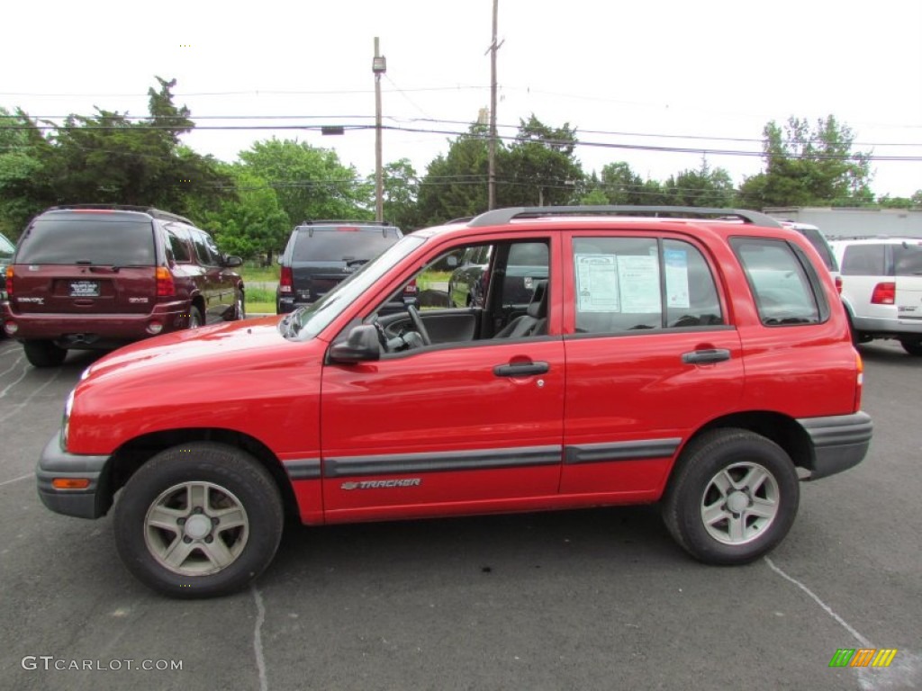 2003 Tracker 4WD Hard Top - Medium Red Metallic / Medium Gray photo #13