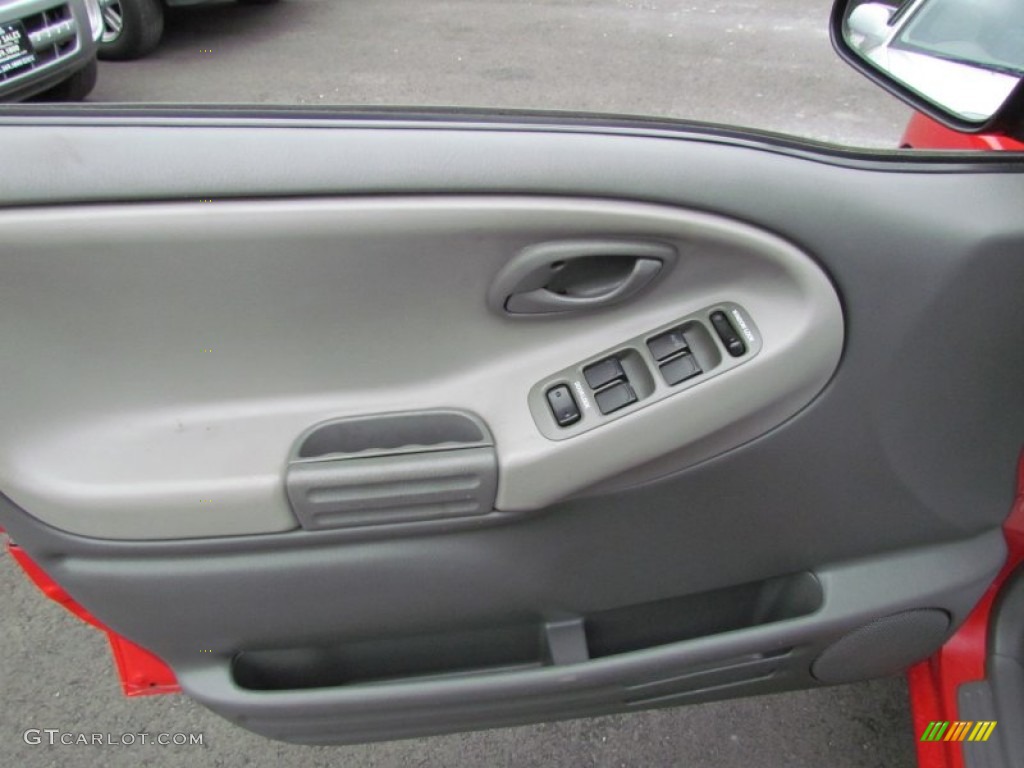 2003 Tracker 4WD Hard Top - Medium Red Metallic / Medium Gray photo #15