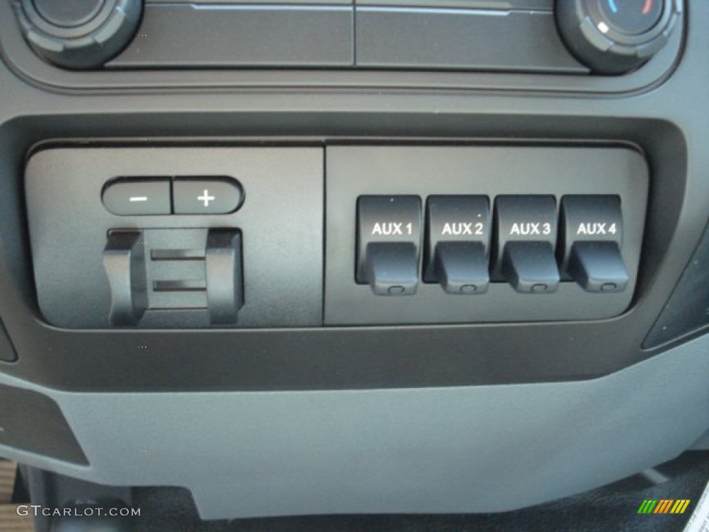 2012 Ford F350 Super Duty XL SuperCab 4x4 Commercial Controls Photo #66838025