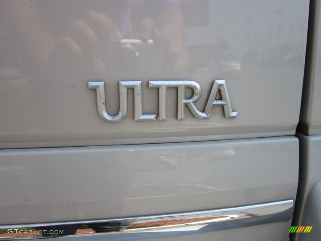 2005 Buick Rendezvous Ultra Marks and Logos Photos