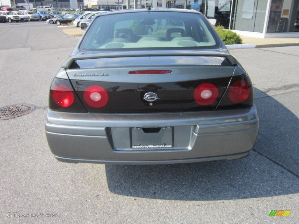 2005 Impala LS - Medium Gray Metallic / Medium Gray photo #4