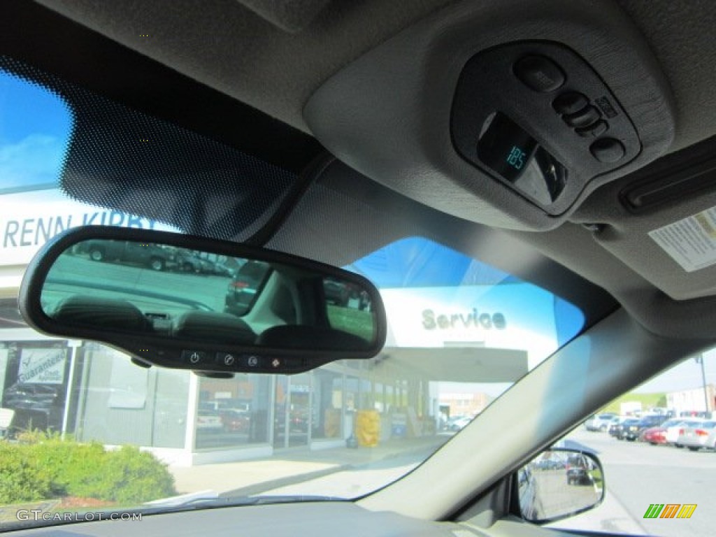 2005 Impala LS - Medium Gray Metallic / Medium Gray photo #19