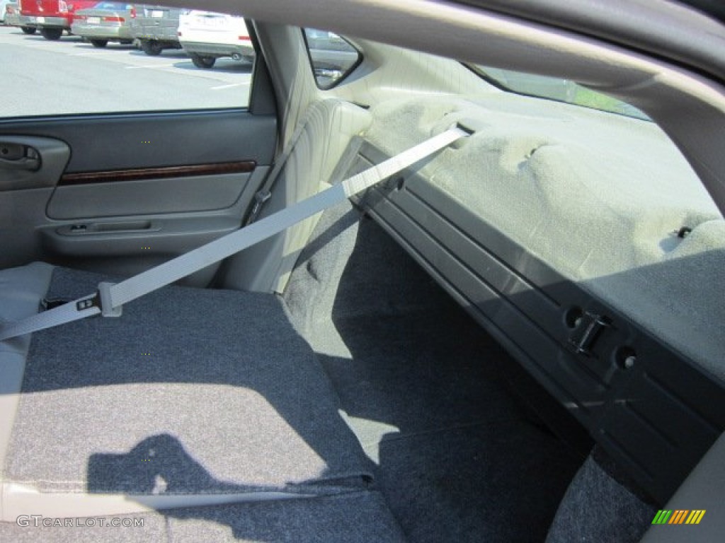 2005 Impala LS - Medium Gray Metallic / Medium Gray photo #25