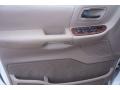 2002 Vibrant White Ford Windstar SEL  photo #12