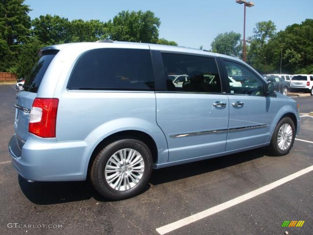 Crystal Blue Pearl 2012 Chrysler Town & Country Limited Exterior Photo #66841673