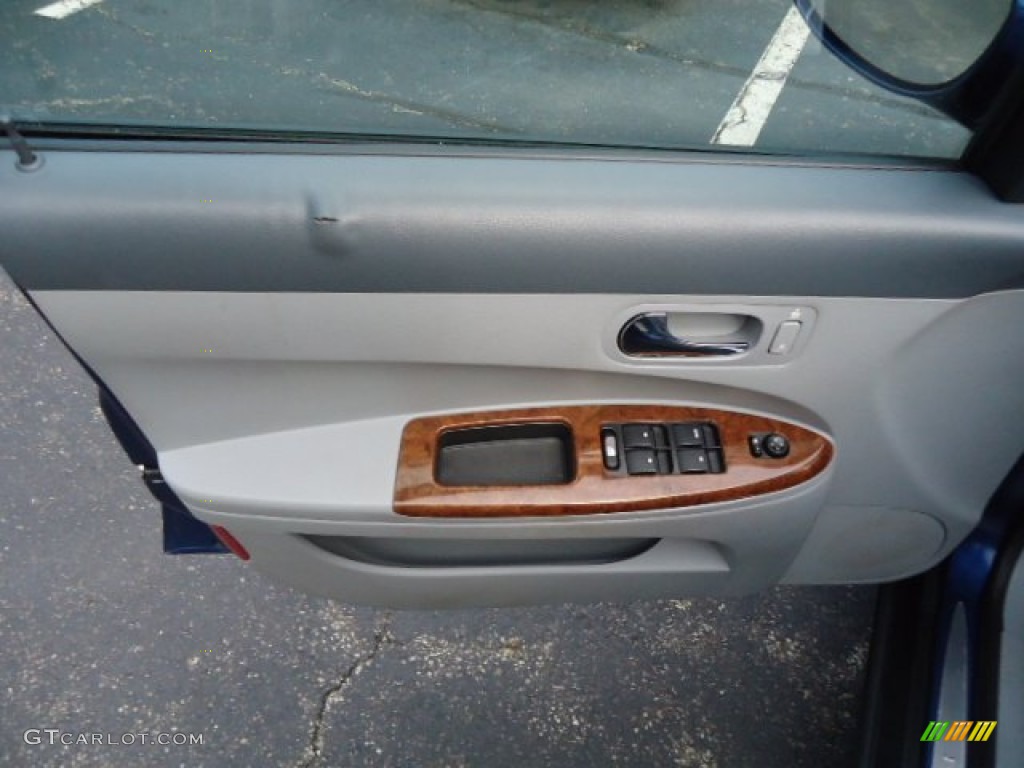 2006 Buick LaCrosse CX Gray Door Panel Photo #66842000