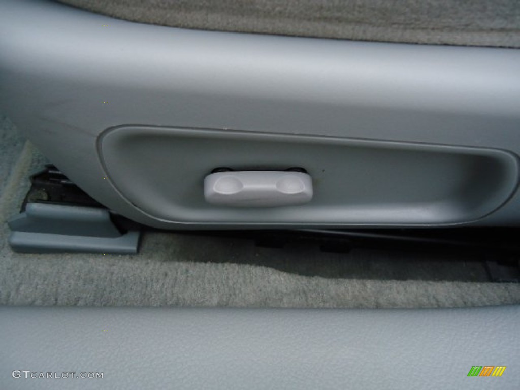 2006 LaCrosse CX - Deep Sapphire Metallic / Gray photo #14