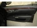 Black - S 550 Sedan Photo No. 43