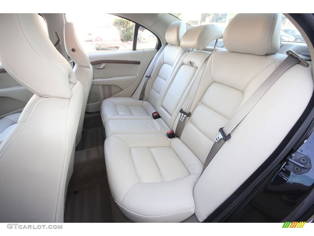 Sandstone Beige Interior 2011 Volvo S80 3.2 Photo #66847037