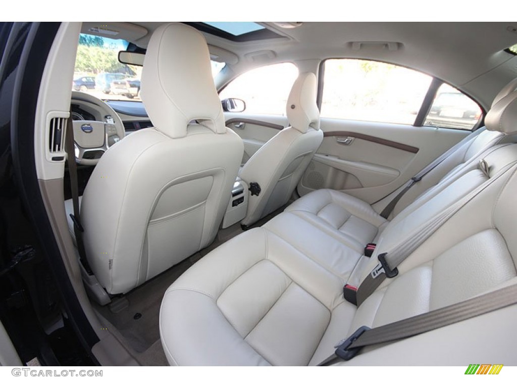 Sandstone Beige Interior 2011 Volvo S80 3.2 Photo #66847115