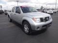 Radiant Silver - Frontier SE Crew Cab Photo No. 3