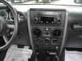2009 Jeep Wrangler Unlimited Rubicon 4x4 Controls
