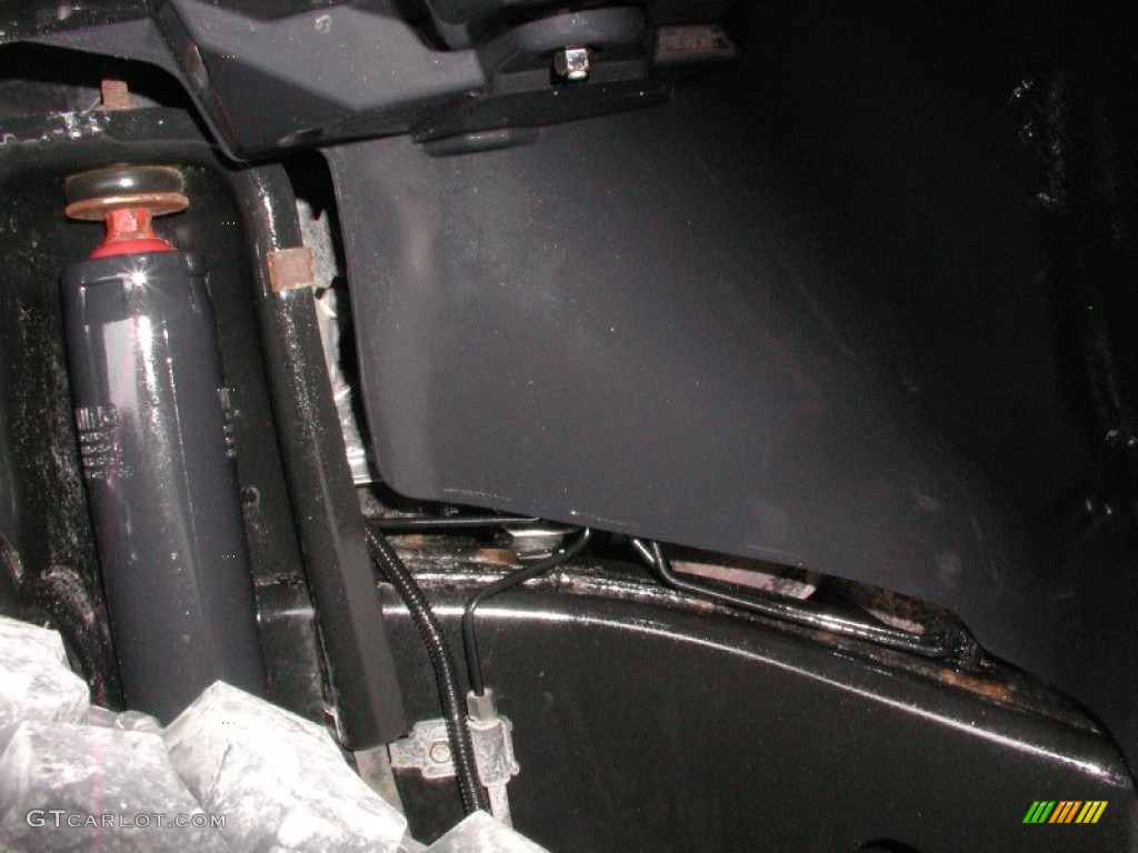 2009 Jeep Wrangler Unlimited Rubicon 4x4 Undercarriage Photo #66850499