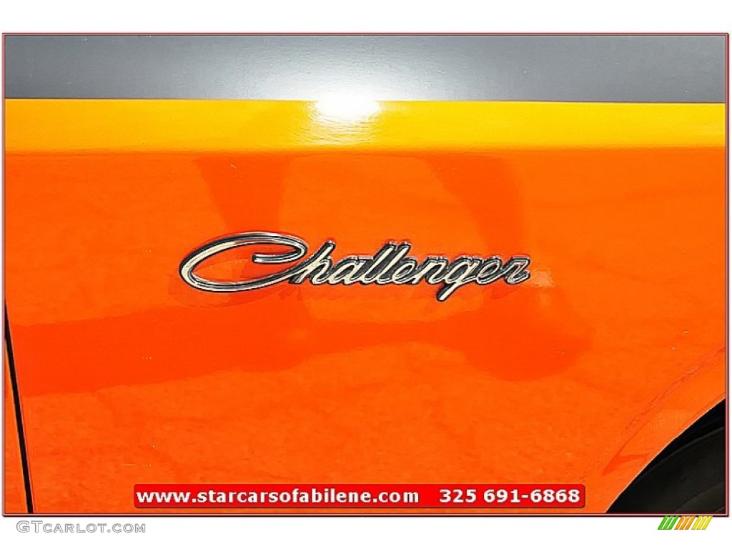 2011 Challenger R/T Classic - Toxic Orange Pearl / Dark Slate Gray photo #7