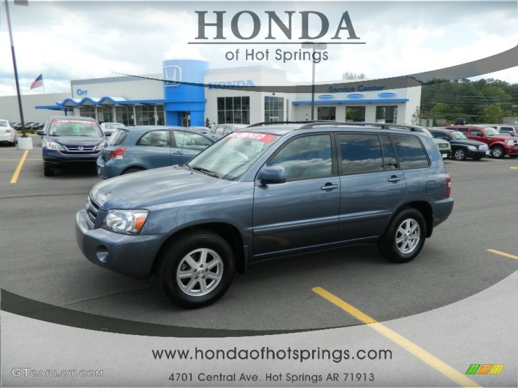 Bluestone Metallic Toyota Highlander