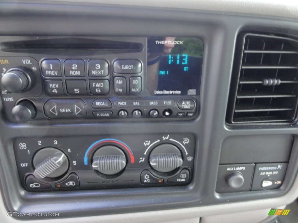 1999 Chevrolet Silverado 2500 LS Extended Cab 4x4 Controls Photo #66855842