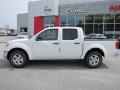 2011 Avalanche White Nissan Frontier SV Crew Cab  photo #2