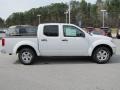 2011 Avalanche White Nissan Frontier SV Crew Cab  photo #6