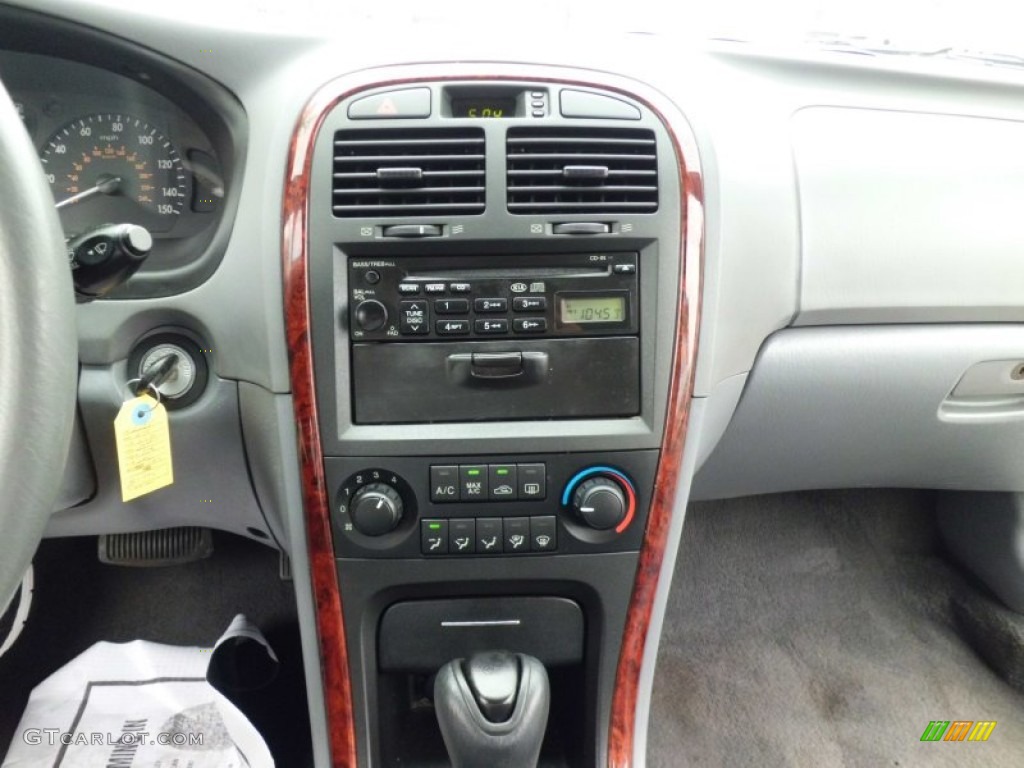 2005 Optima LX V6 - Diamond Silver / Gray photo #47