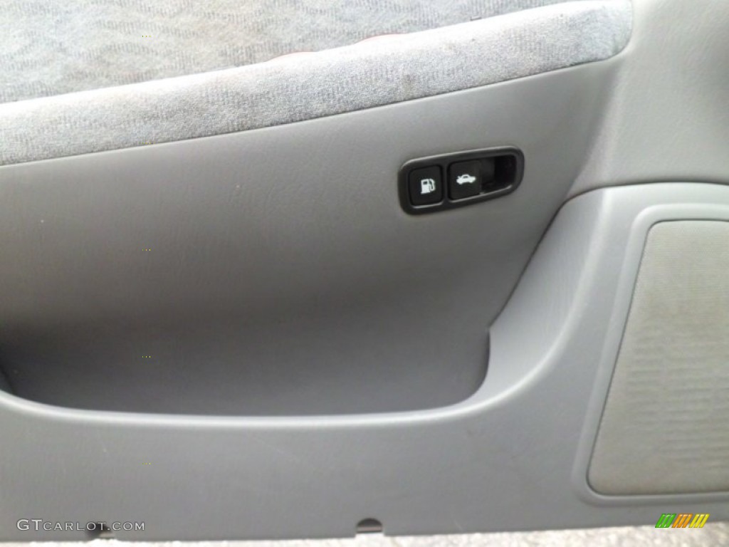 2005 Optima LX V6 - Diamond Silver / Gray photo #58