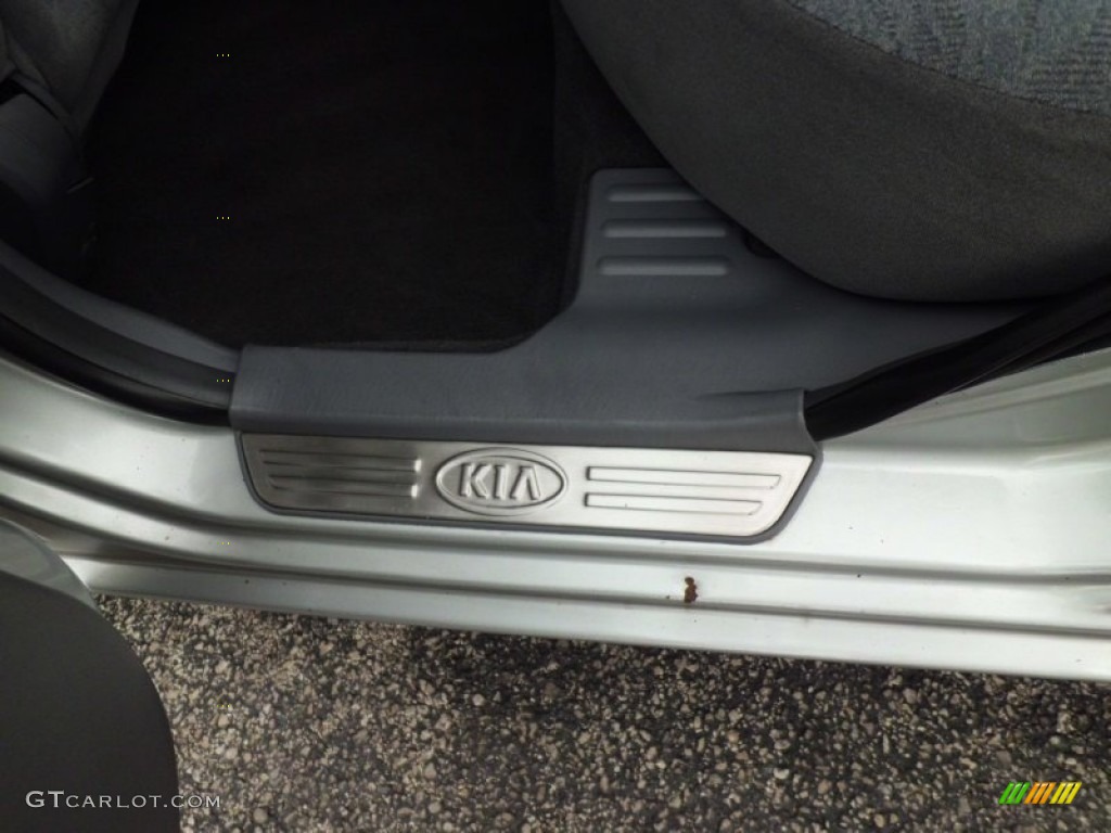 2005 Optima LX V6 - Diamond Silver / Gray photo #64