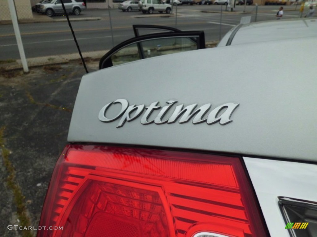2005 Optima LX V6 - Diamond Silver / Gray photo #67