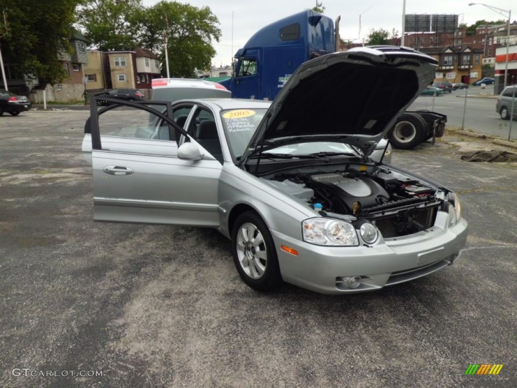 2005 Optima LX V6 - Diamond Silver / Gray photo #96