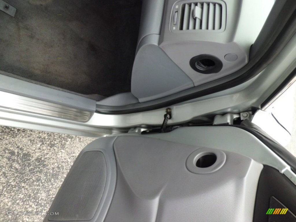 2005 Optima LX V6 - Diamond Silver / Gray photo #100
