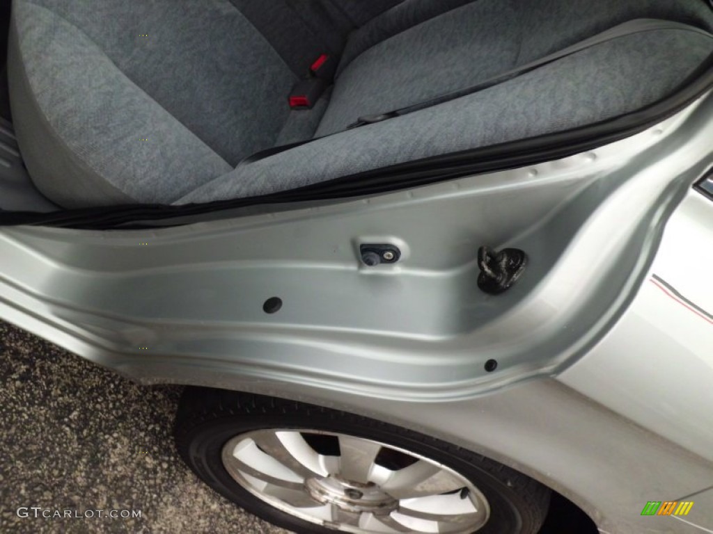 2005 Optima LX V6 - Diamond Silver / Gray photo #103