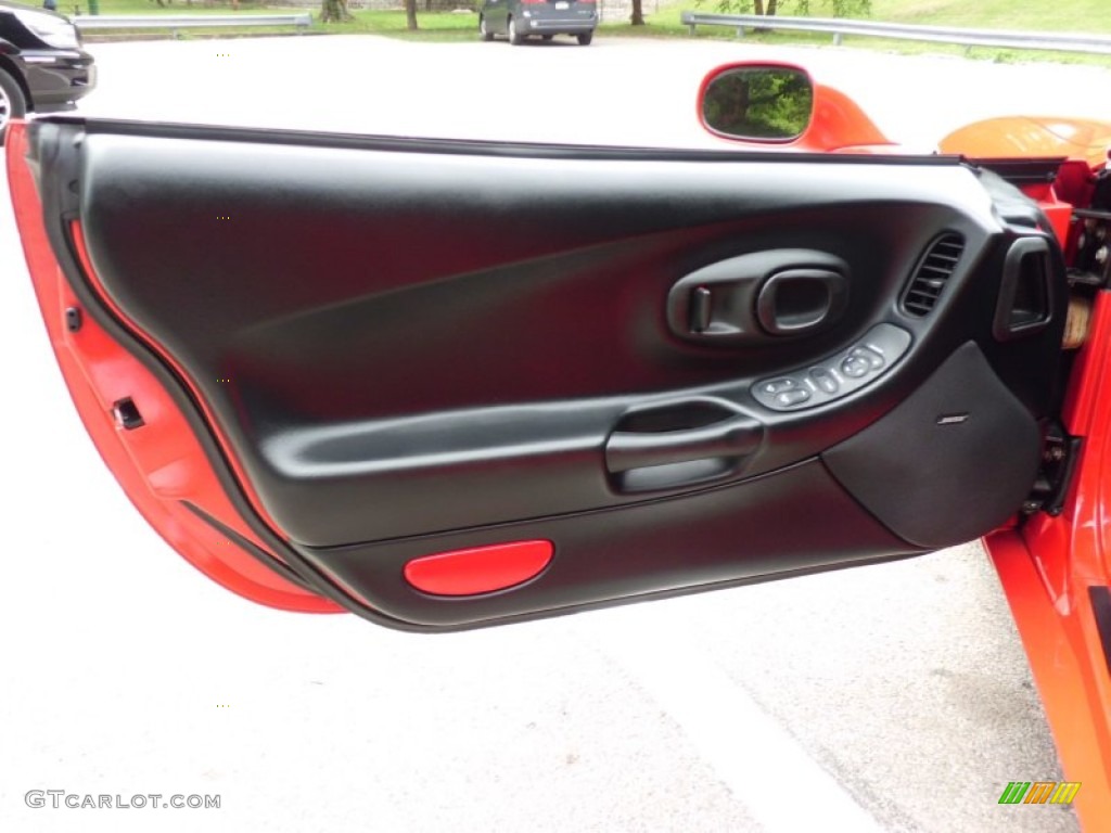 2000 Chevrolet Corvette Coupe Black Door Panel Photo #66865283