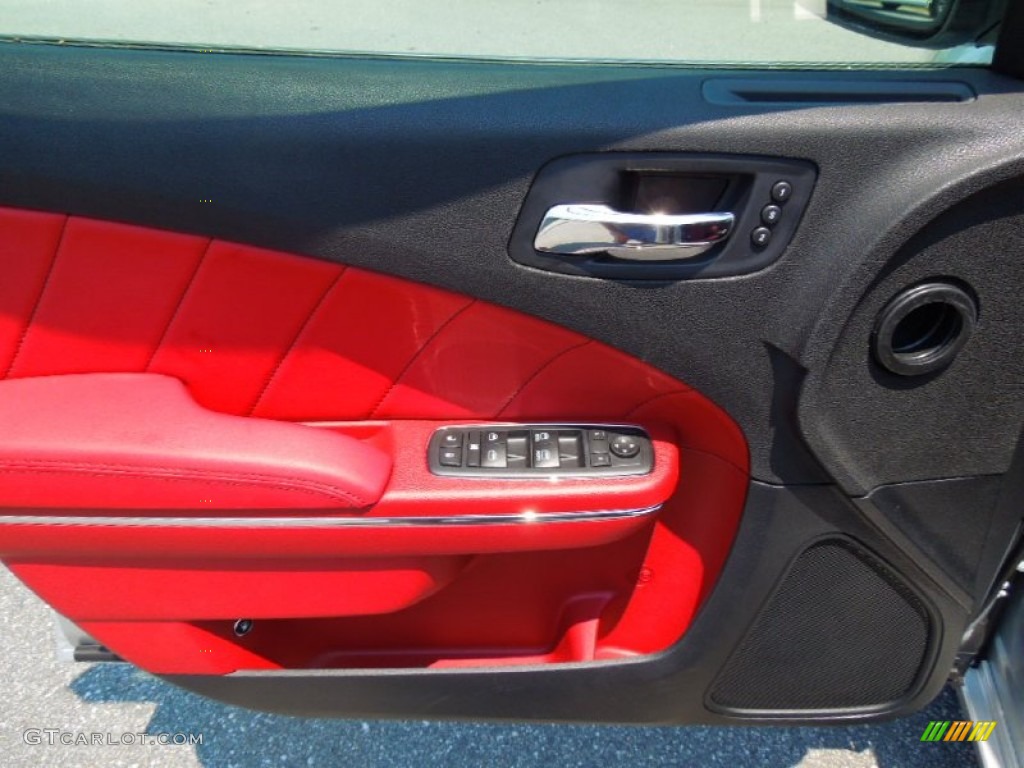 2012 Dodge Charger R/T Max Door Panel Photos