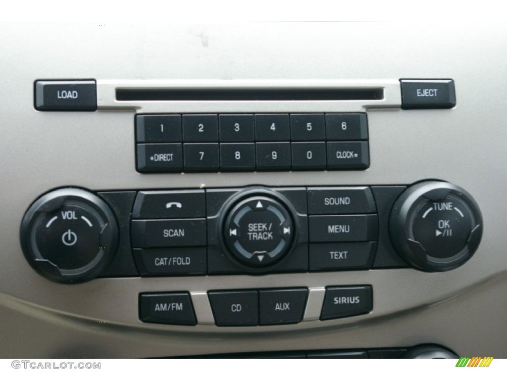 2009 Focus SE Sedan - Light Ice Blue Metallic / Medium Stone photo #6