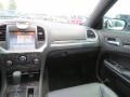 Bright White - 300 C Hemi Photo No. 17
