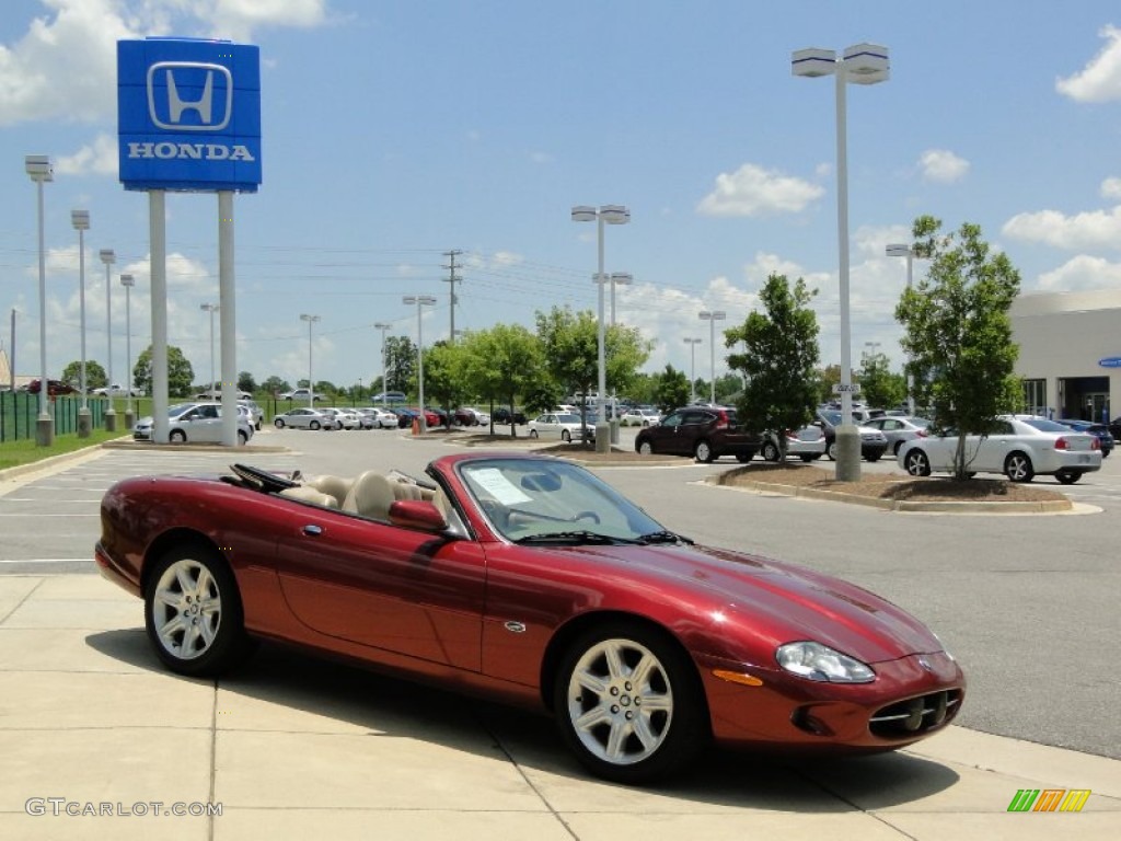 2000 XK XK8 Convertible - Carnival Red / Cashmere photo #3