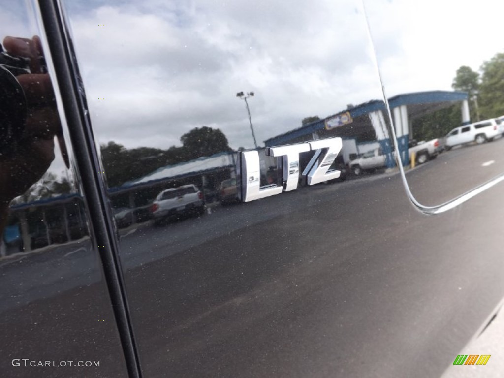 2013 Chevrolet Suburban LTZ Marks and Logos Photo #66874271