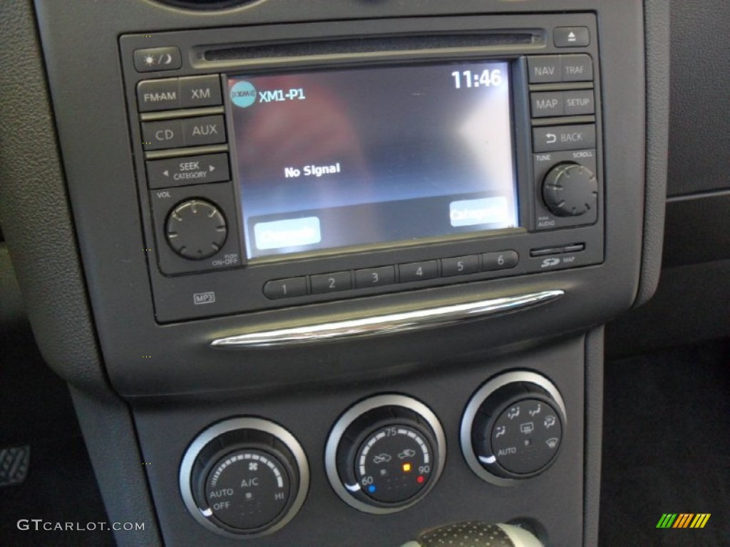 2011 Rogue SL AWD - Wicked Black / Black photo #11