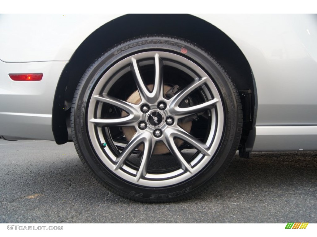 2013 Mustang GT Premium Convertible - Ingot Silver Metallic / Charcoal Black/Cashmere Accent photo #18