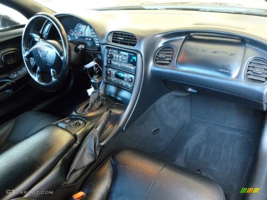 1998 Chevrolet Corvette Convertible Black Dashboard Photo #66880592