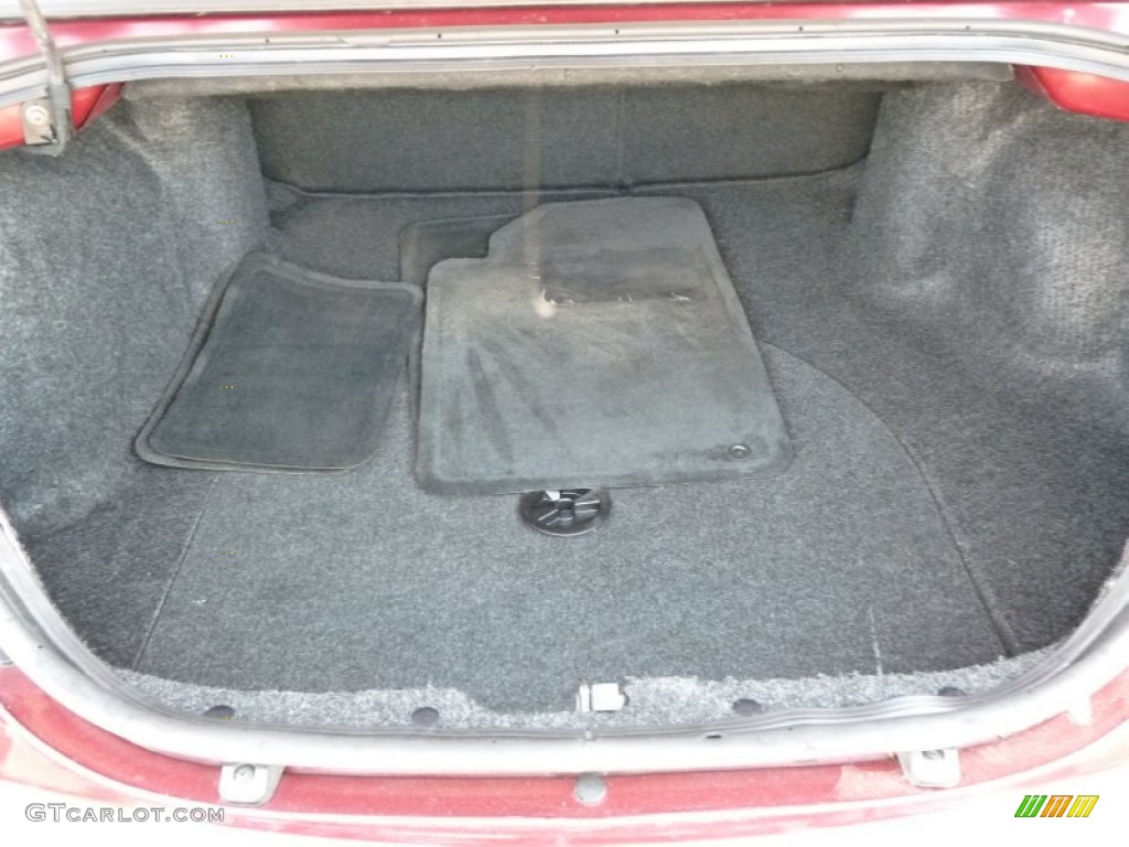 2002 Dodge Intrepid ES Trunk Photos